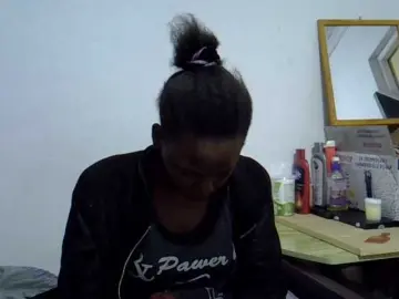 Sexybeiby1  live sex cam