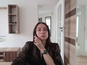 Dulcesiomar8  live sex cam