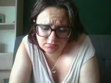 SensualParis  live sex cam