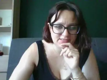SensualParis  live sex cam