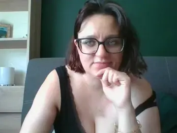SensualParis  live sex cam