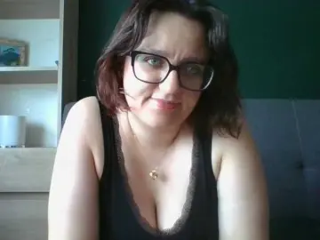 SensualParis  live sex cam