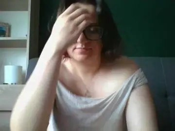 SensualParis  live sex cam