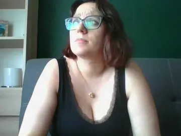 SensualParis  live sex cam