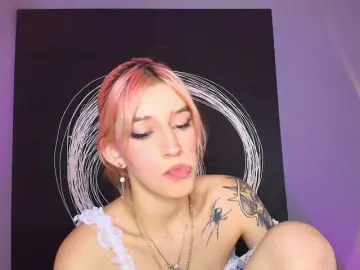 AlannaViera  live sex cam