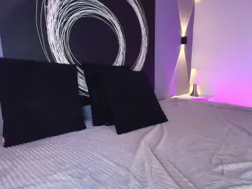 AlannaViera  live sex cam