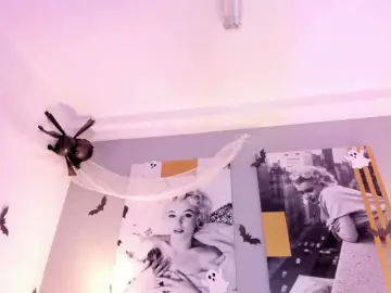 AlannaViera  live sex cam