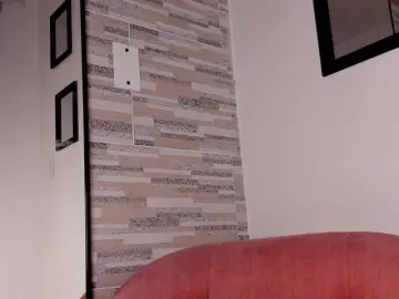 NinaCollinss  live sex cam