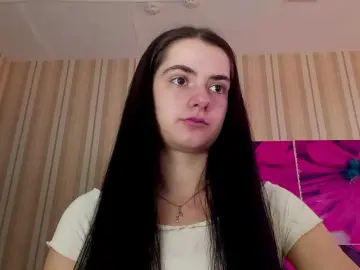 NuWine  live sex cam