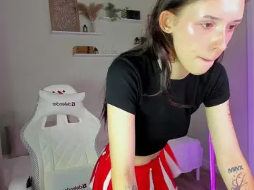 AnnaOddy  live sex cam