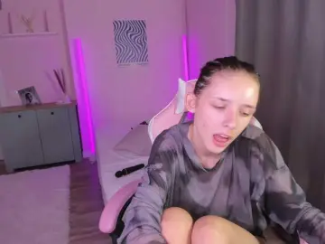 AnnaOddy  live sex cam