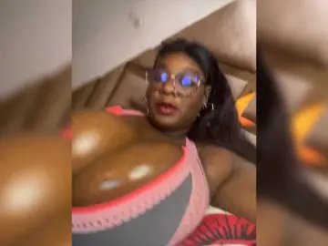 Chantellexoti  live sex cam