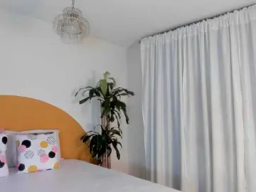 Liaa-Moretti-  live sex cam