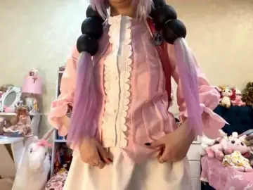 LubaKrone  live sex cam