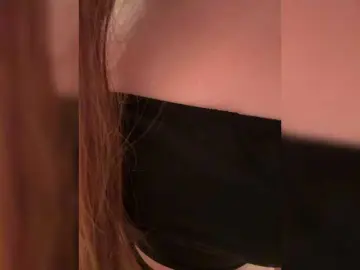 MILKIWAYSEX23  live sex cam