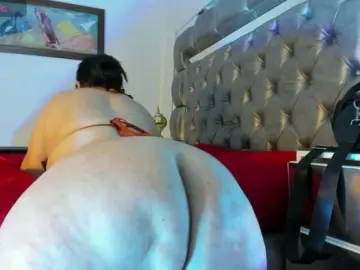 VivianneHart  live sex cam