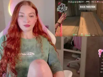 Cinnabongirl  live sex cam