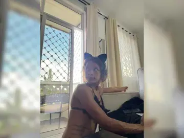 Halina  live sex cam