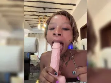 Halina  live sex cam