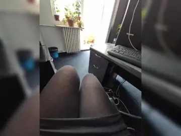 AmberLove12  live sex cam