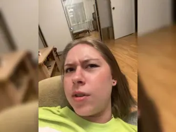 Blinannya  live sex cam