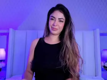 CristalHeart  live sex cam