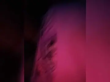 CristalHeart  live sex cam