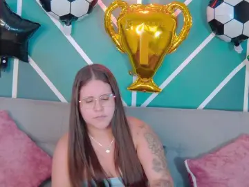 Lia-Avalonn  live sex cam