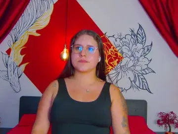 Lia-Avalonn  live sex cam