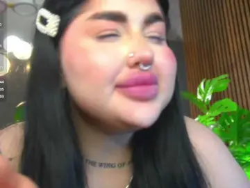 LilyBerryy  live sex cam