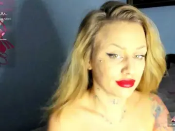 MiaPleasuree  live sex cam