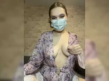 PeachyLips  live sex cam