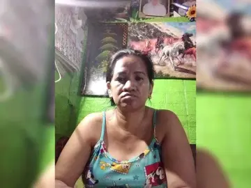 Pinay-Sexyslave  live sex cam