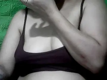 Pinay-Sexyslave  live sex cam
