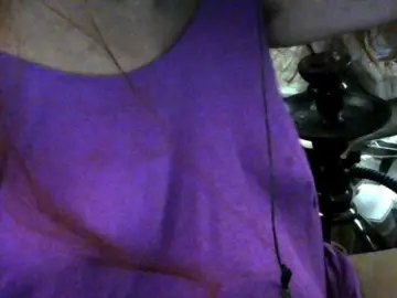 Priana  live sex cam