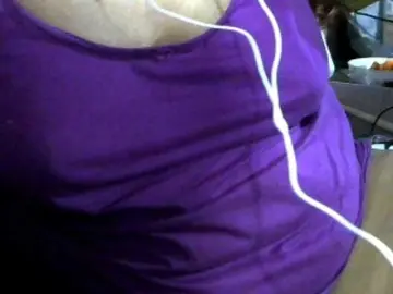 Priana  live sex cam