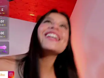 Sofi-Blossom  live sex cam