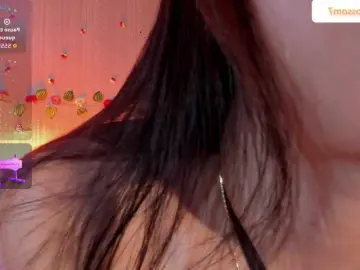 Sofi-Blossom  live sex cam
