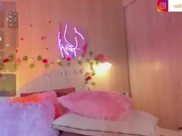 Sofi-Blossom  live sex cam