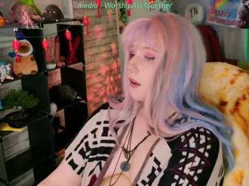 Candy-yeah  live sex cam