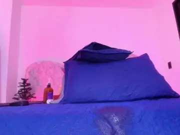 Naomi-k  live sex cam