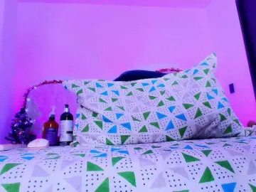 Naomi-k  live sex cam