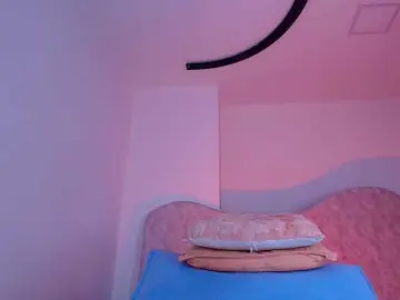 Naomi-k  live sex cam