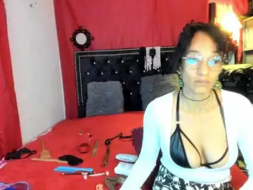 Ameliemartinez  live sex cam