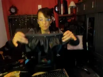 Ameliemartinez  live sex cam