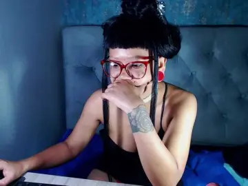 Blackstar011  live sex cam