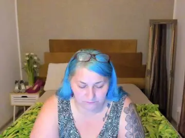 BlondyBigBoobs  live sex cam