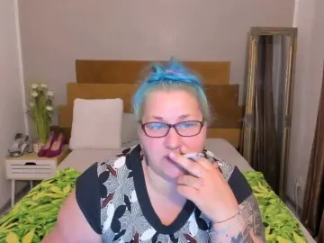 BlondyBigBoobs  live sex cam