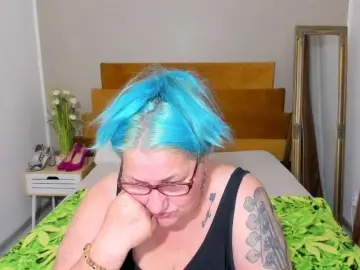BlondyBigBoobs  live sex cam