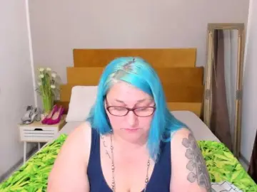 BlondyBigBoobs  live sex cam